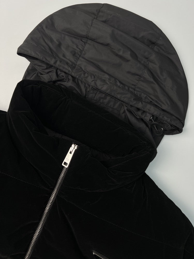 Cropped Down Jacket In Black