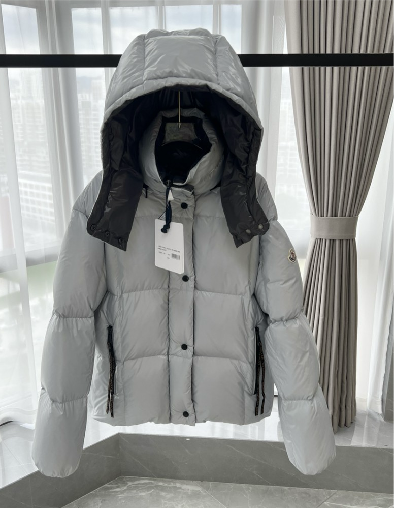 Classic Square Design Moncler Short Bread Down Jacket with Hood