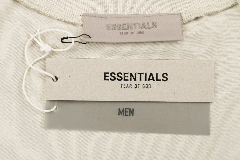 ESSENTIALS T-Shirt